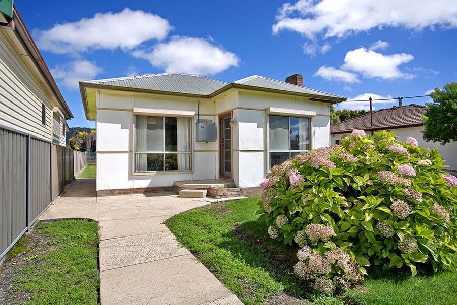 84 Inch Street, Lithgow - Image 1