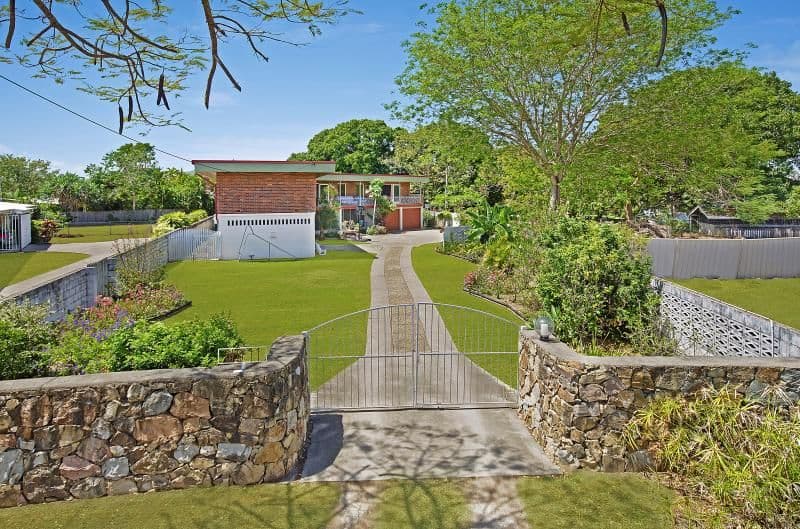 11 Bartlett Avenue, MUNDINGBURRA QLD 4812, Mundingburra - Image 1