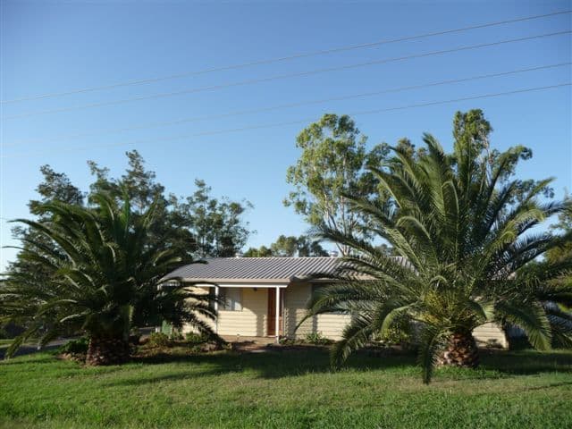 35 Gulligal Street, KINGSTHORPE QLD 4400, Kingsthorpe - Image 1