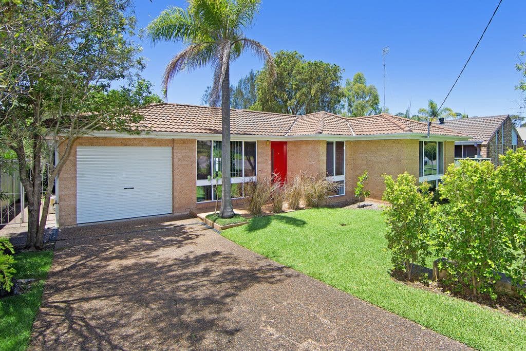 5 Gwydir Street, Bateau Bay - Image 1