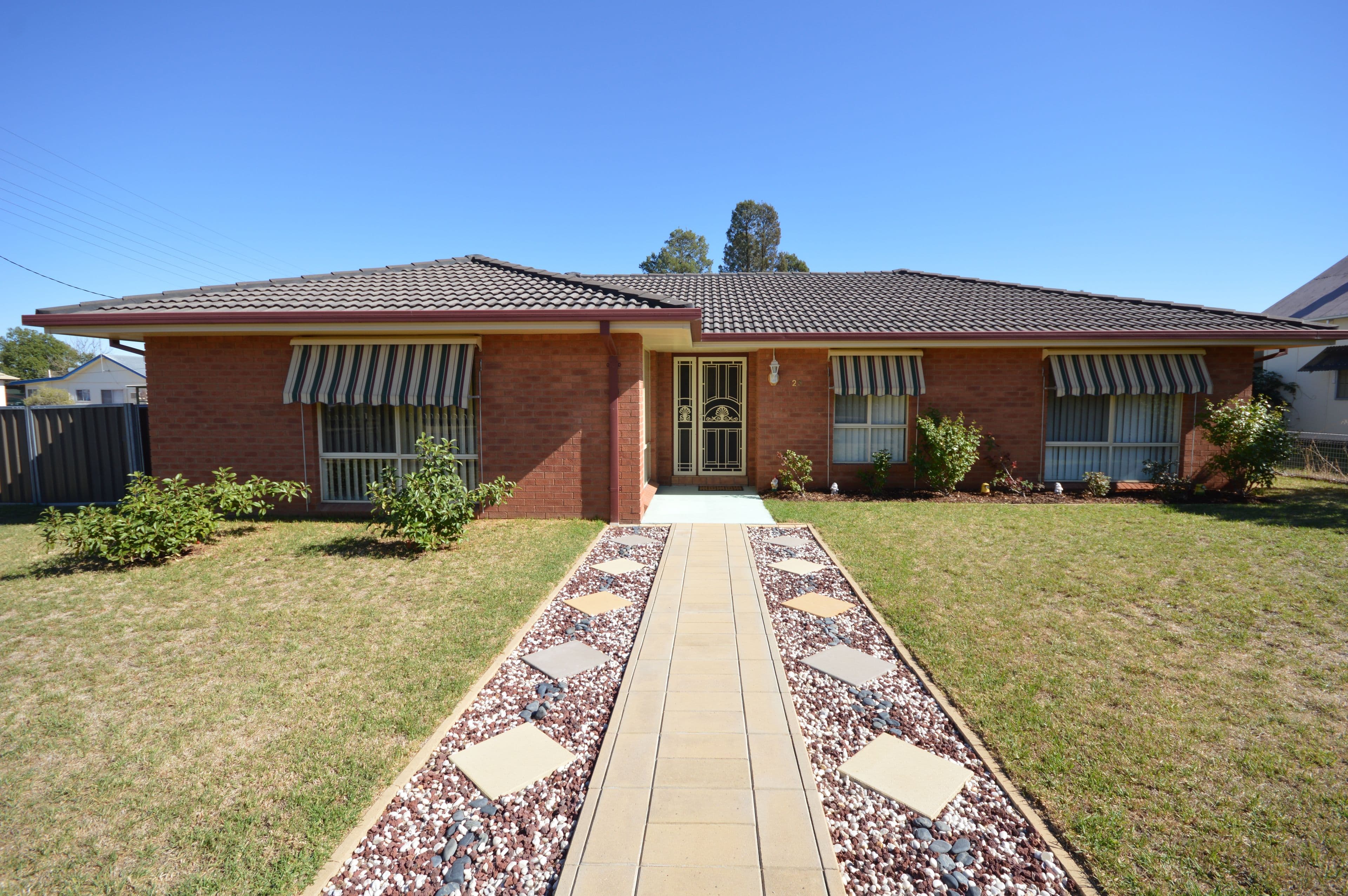26 Fitzroy Avenue, Cowra - Image 1