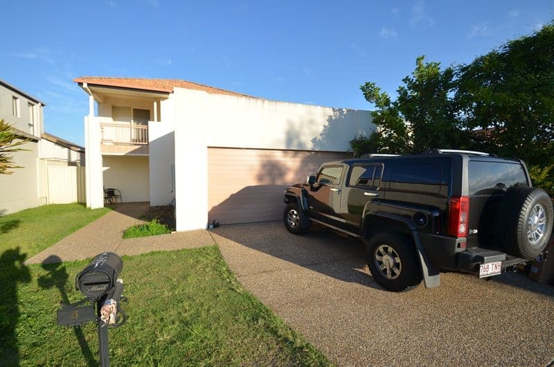 4 Noelene Lane, ARUNDEL QLD 4214, Arundel - Image 1