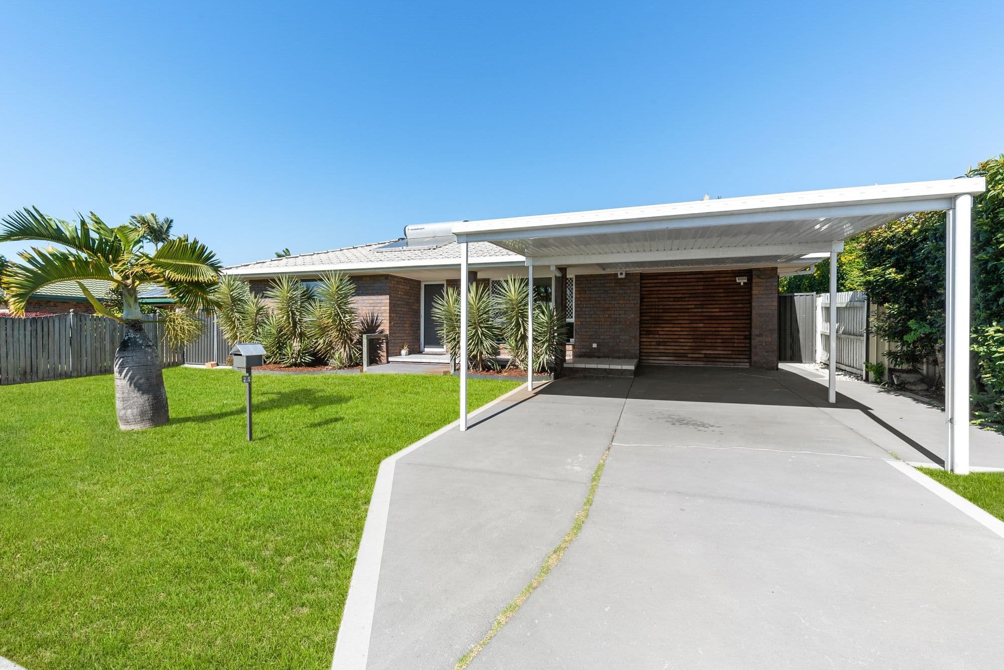 25 Linthaven Drive, Rothwell QLD 4022, Rothwell - Image 1
