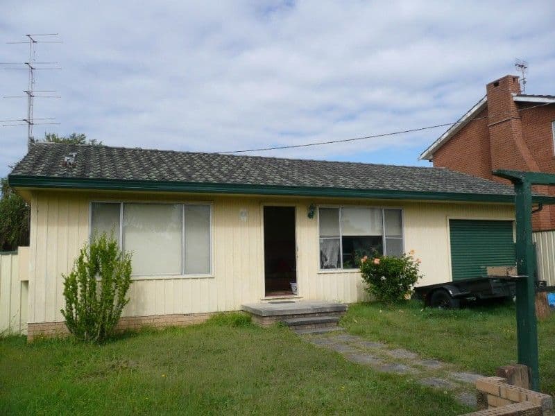 66 Manuka Parade, GOROKAN NSW 2263, Gorokan - Image 1