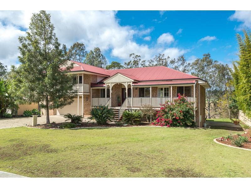 19 Aringa Crescent, Karana Downs, Karana Downs - Image 1
