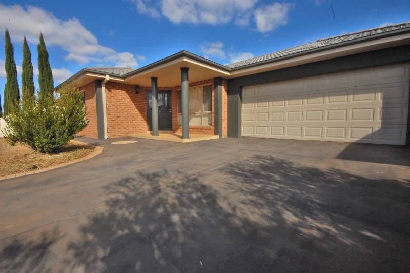 8 Summers Street, GRIFFITH NSW 2680, Griffith - Image 1