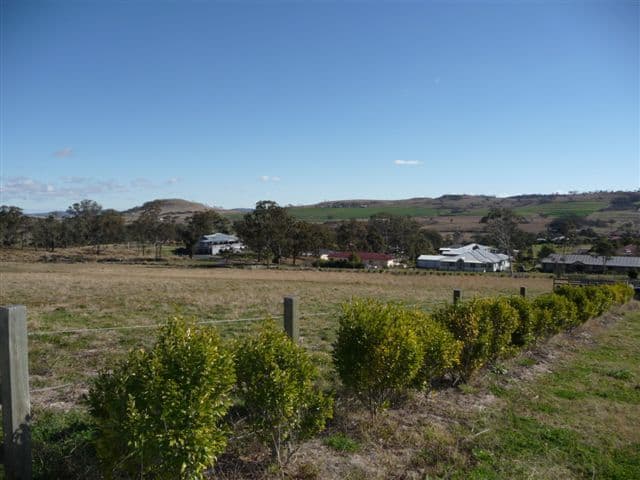 8 Thyme Court, HODGSON VALE QLD 4352, Hodgson Vale - Image 1
