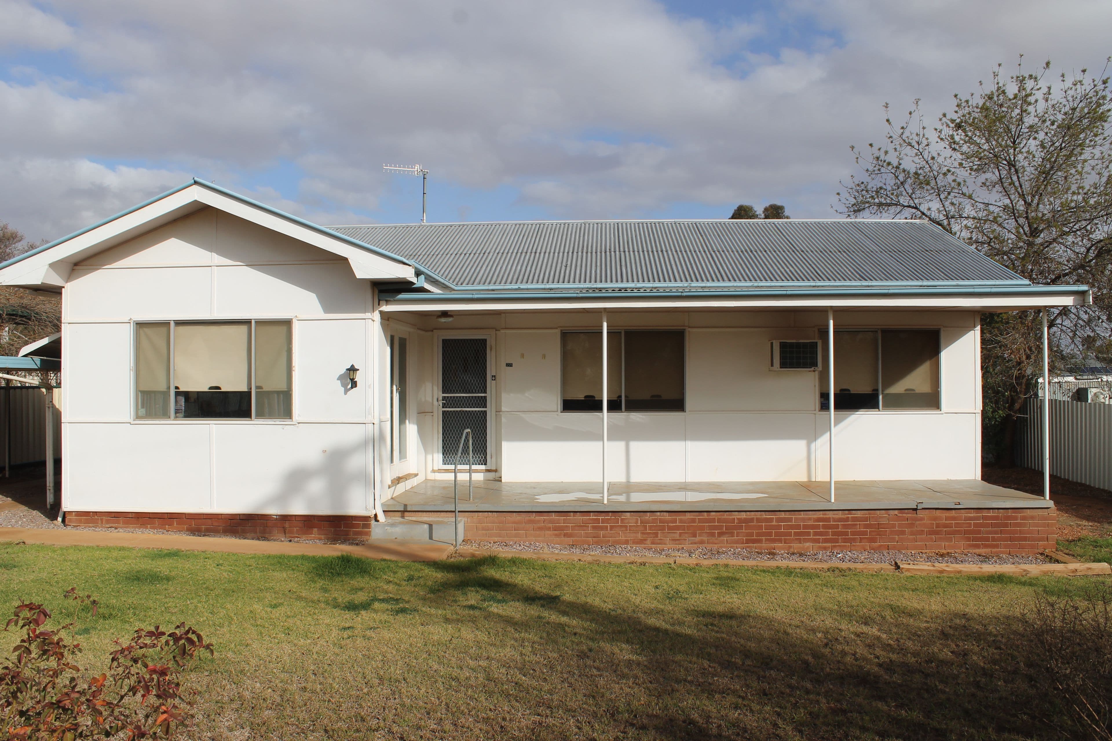 28 Mahonga Street, Condobolin - Image 1