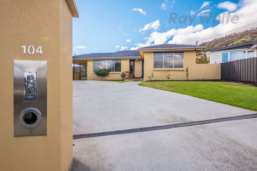 104 Carella Street, Howrah TAS 7018, Howrah - Image 1