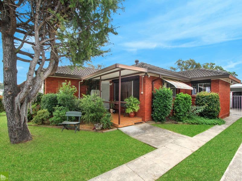 52 Deakin Street, Oak Flats NSW 2529, Oak Flats - Image 1