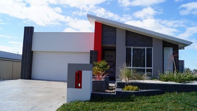 10 Dimboola Way, ORANGE NSW 2800, Orange - Image 1