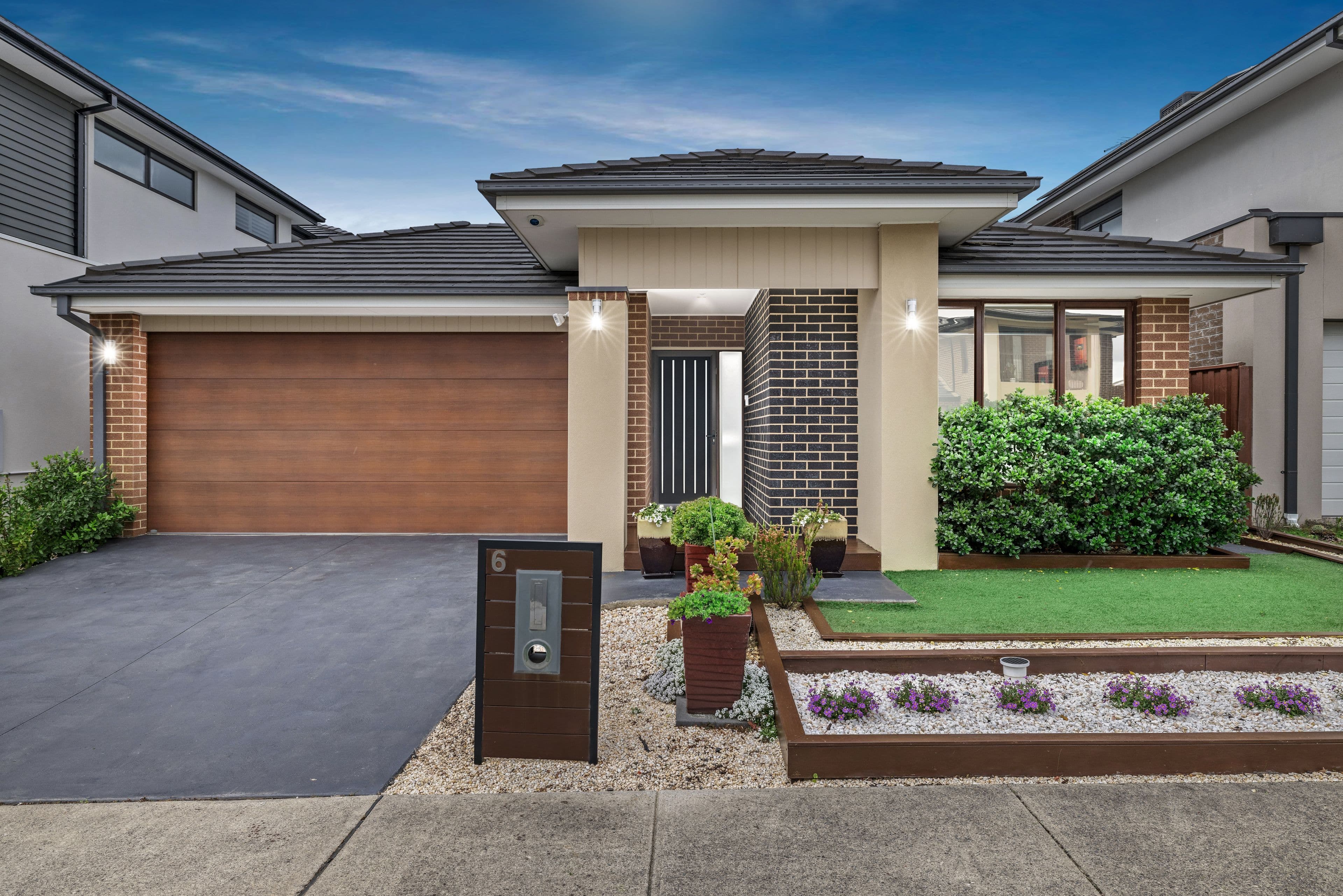 6 Viewmont Street, Wantirna South VIC 3152, Wantirna South - Image 1