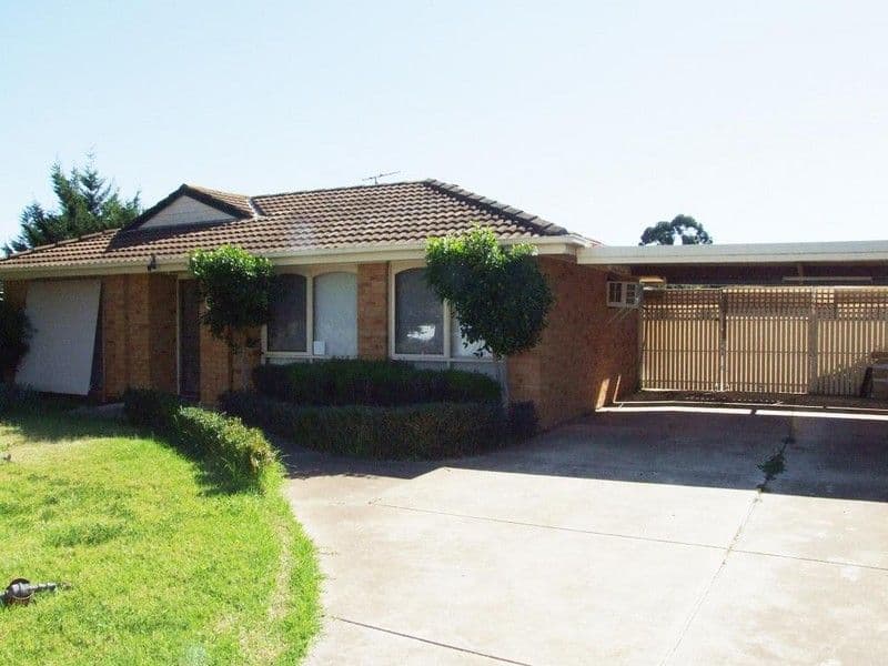 5 Grimwade Place, MELTON WEST VIC 3337, Melton West - Image 1
