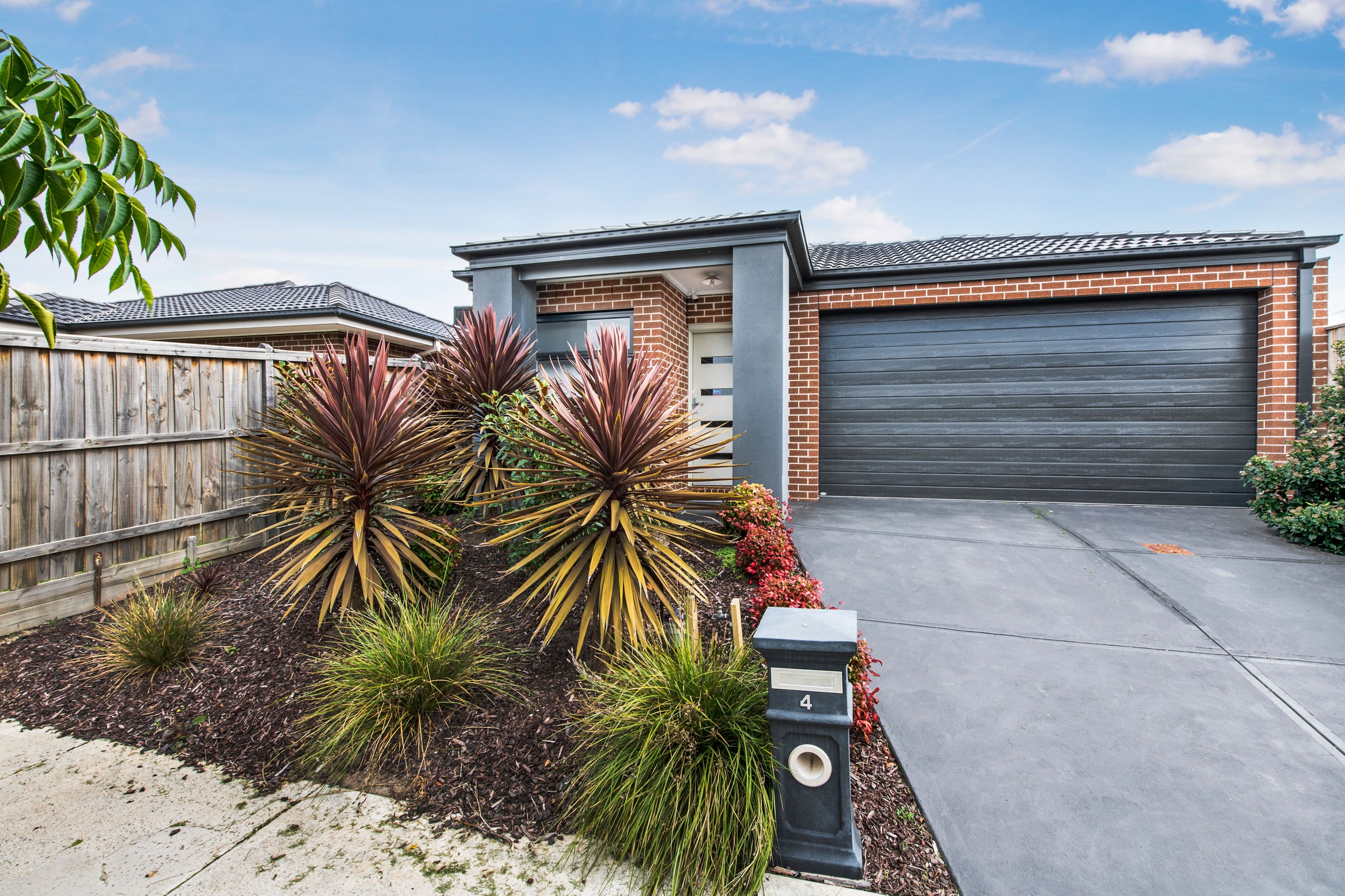 4 Melville Road, Officer VIC 3809, Officer - Image 1