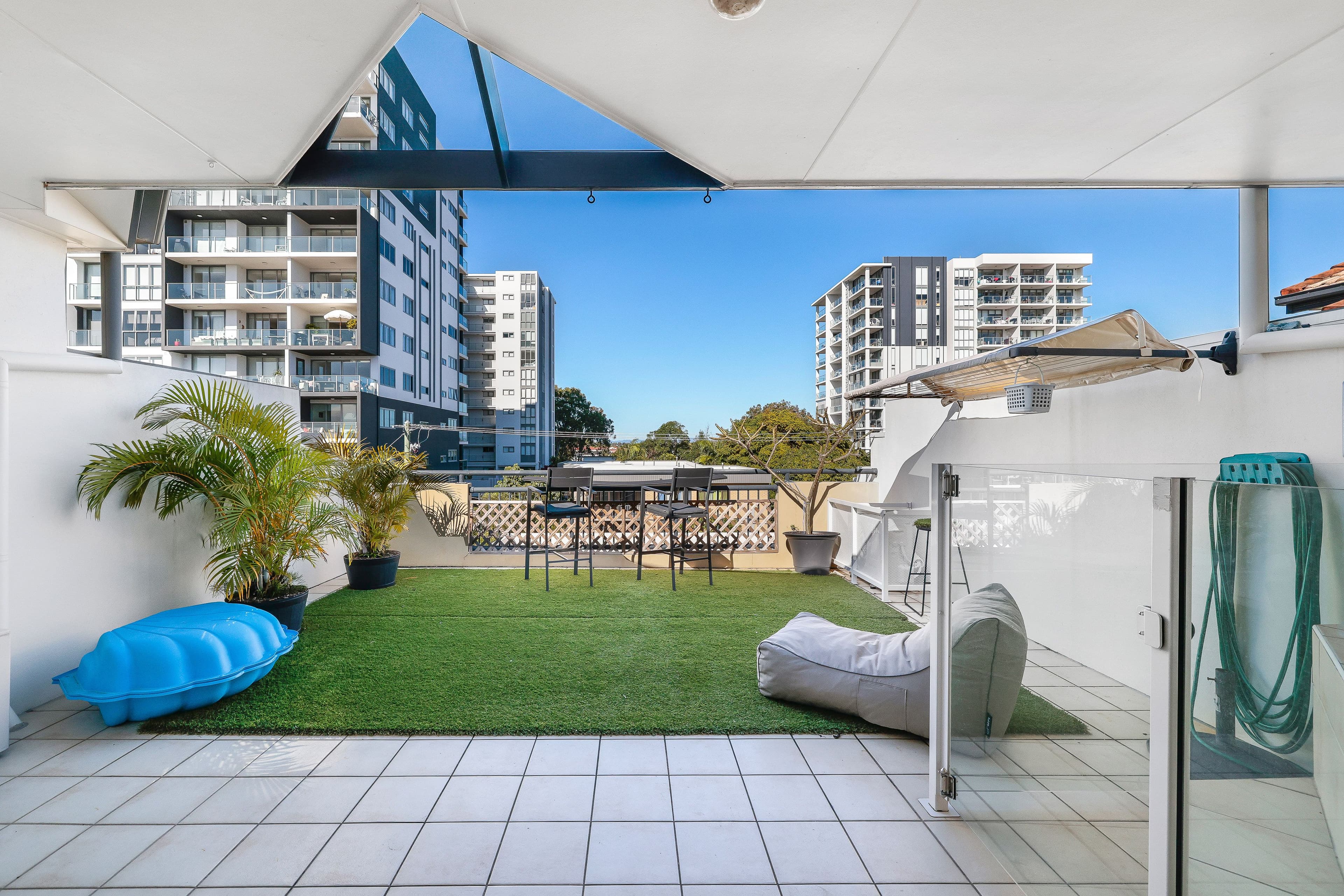 392 Marine Parade, Labrador QLD 4215, Labrador - Image 1