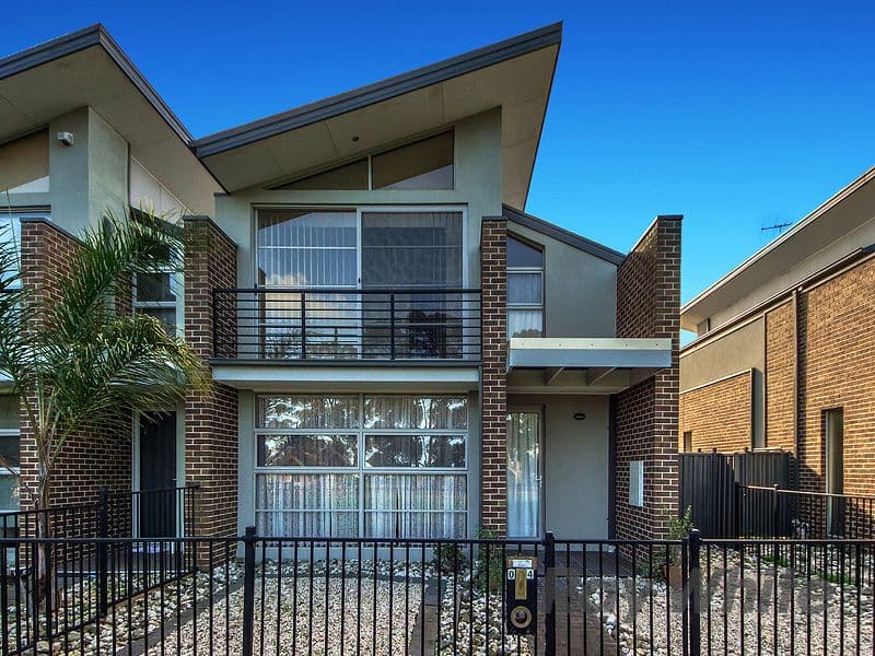 4 Ravenswood Walk, Cairnlea VIC 3023, Cairnlea - Image 1
