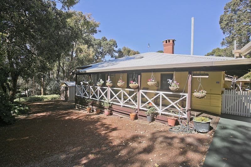 3 Schmitt Road, KALAMUNDA WA 6076, Kalamunda - Image 1
