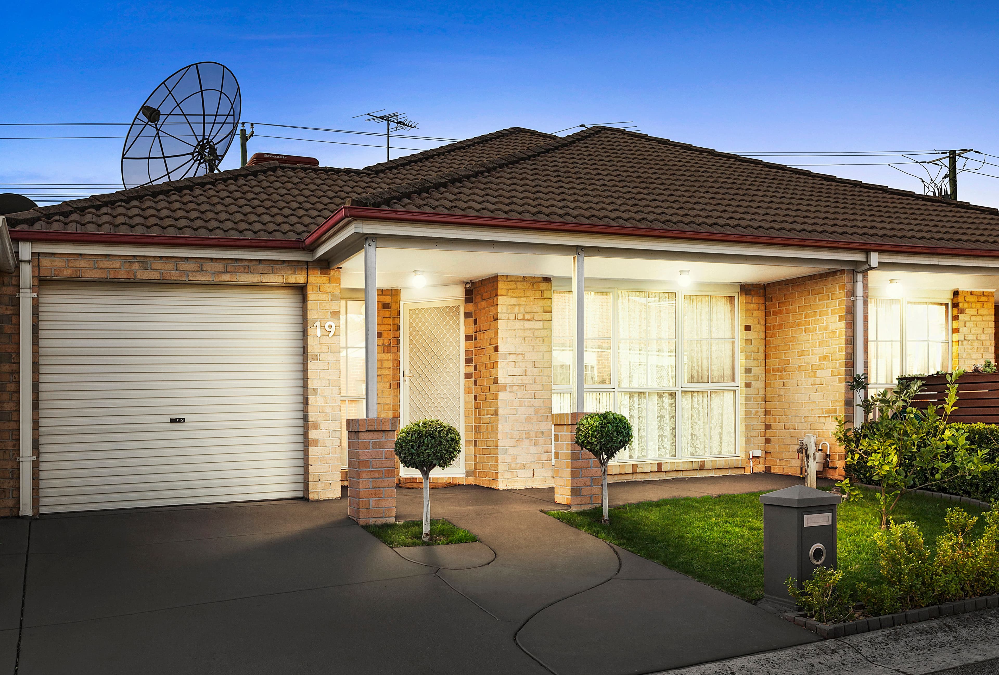 19 Elmtree Terrace, Chadstone VIC 3148, Chadstone - Image 1