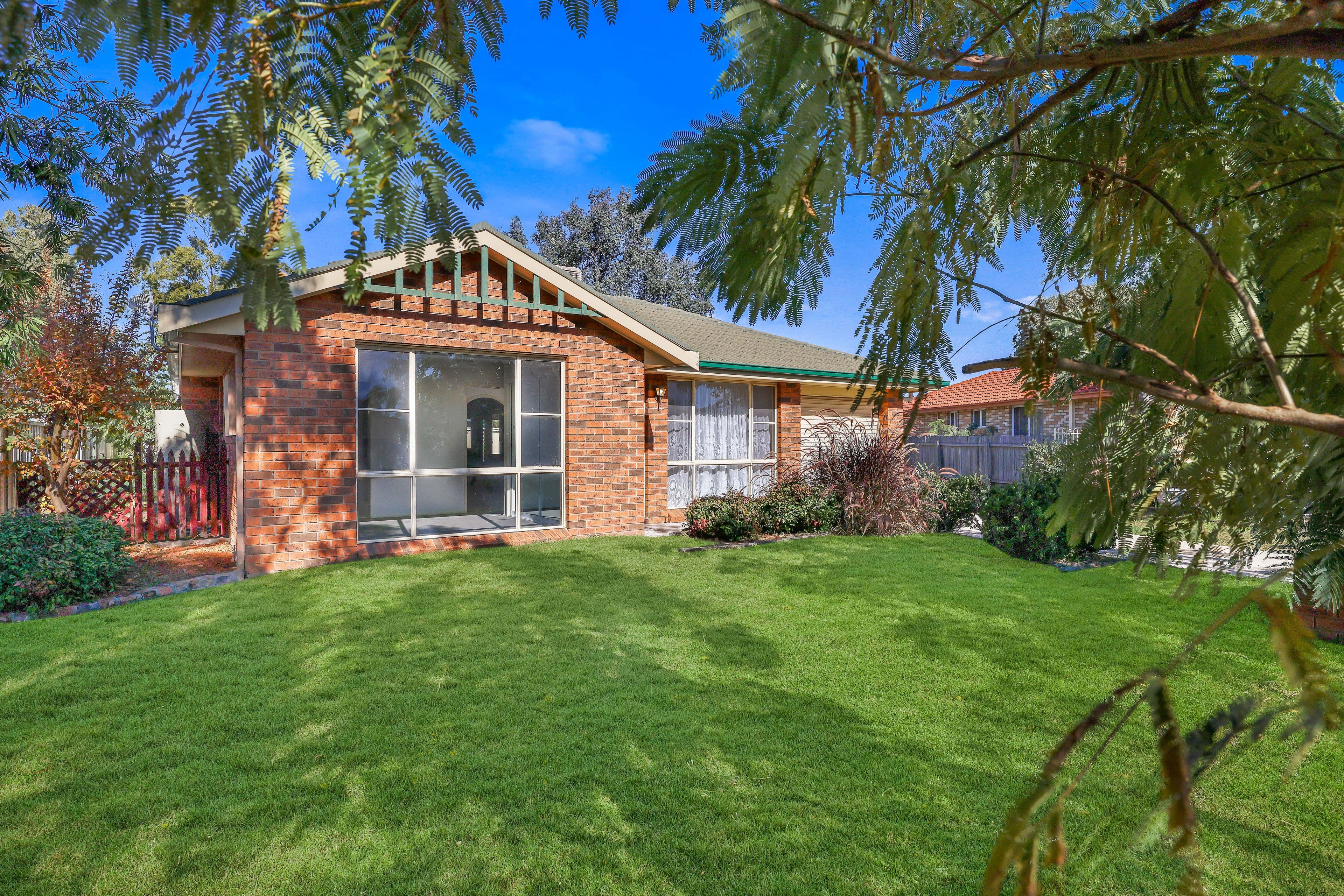 11 Caley Close, Tamworth NSW 2340, Tamworth - Image 1