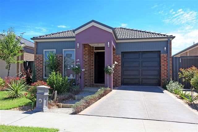 5 Cheltenham Close, CRAIGIEBURN VIC 3064, Craigieburn - Image 1