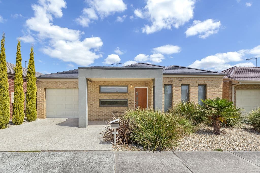 10 Alhambra Drive, Epping VIC 3076, Epping - Image 1