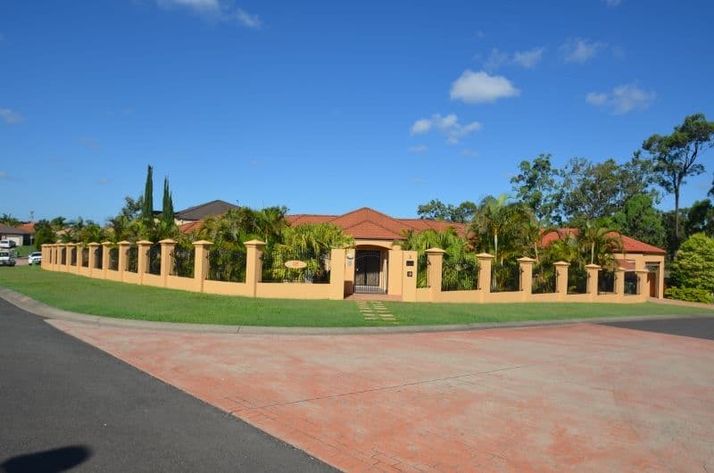 2 Bolton Abbey Close, Arundel QLD 4214, Arundel - Image 1