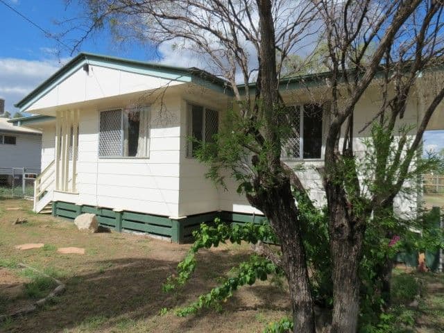 14 Holland Street, Roma QLD 4455, Roma - Image 1