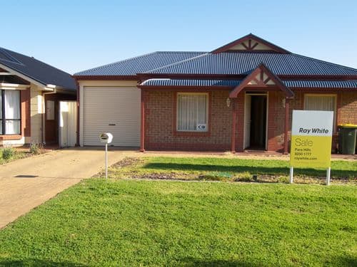 4 Strathaird Boulevard, SMITHFIELD SA 5114, Smithfield - Image 1
