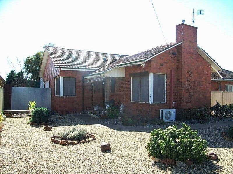 52 McKinlay Street, ECHUCA VIC 3564, Echuca - Image 1