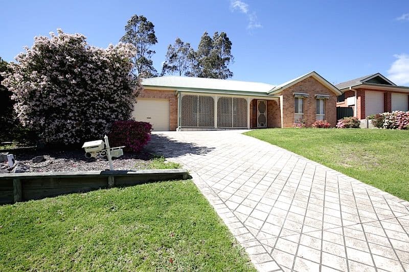 15 Cornelius Place, Nowra - Image 1