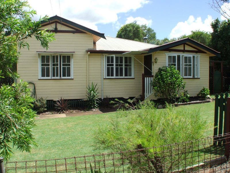 11 Gooyong Street, KINGAROY QLD 4610, Kingaroy - Image 1