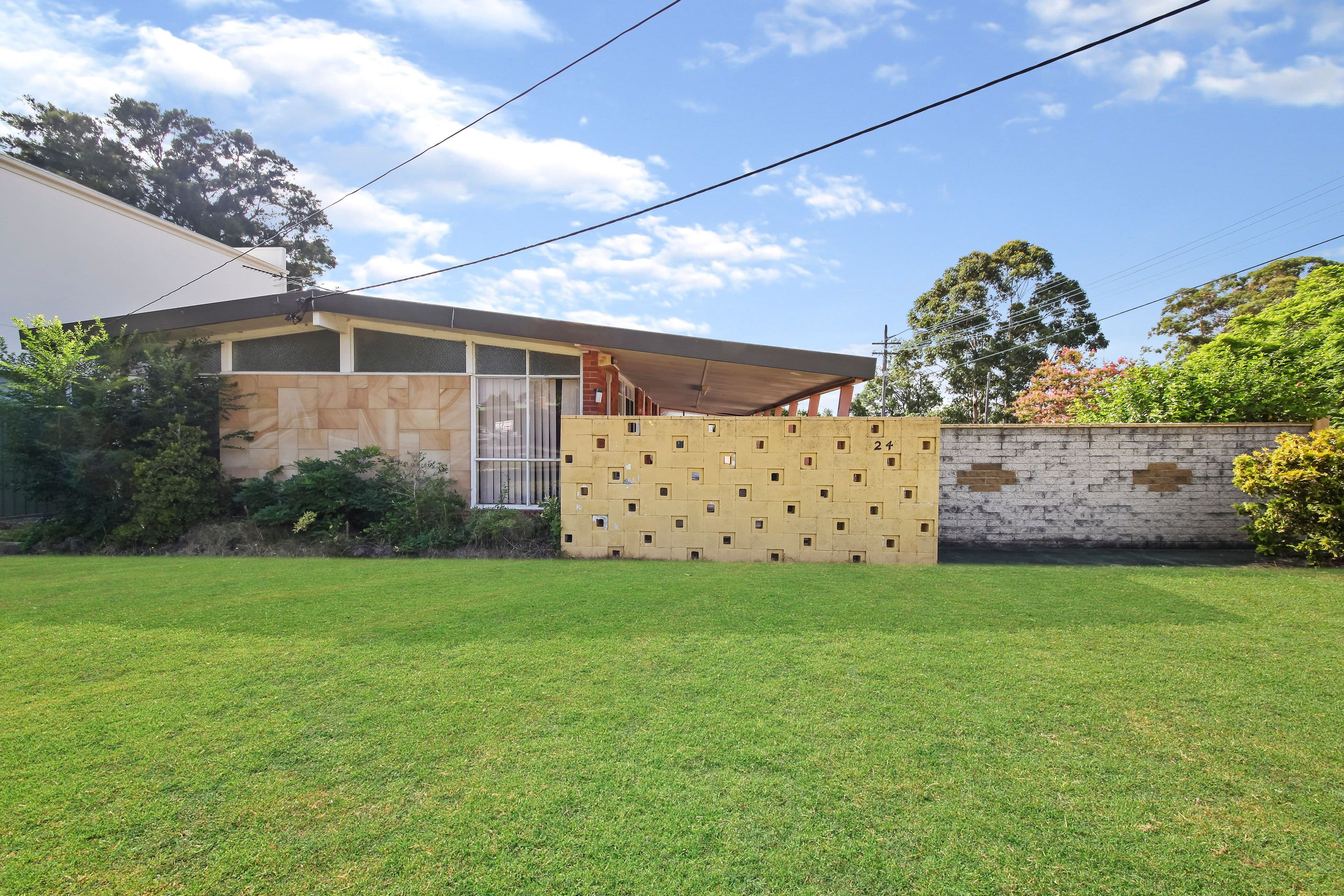 24 Broe Avenue, East Hills - Image 1