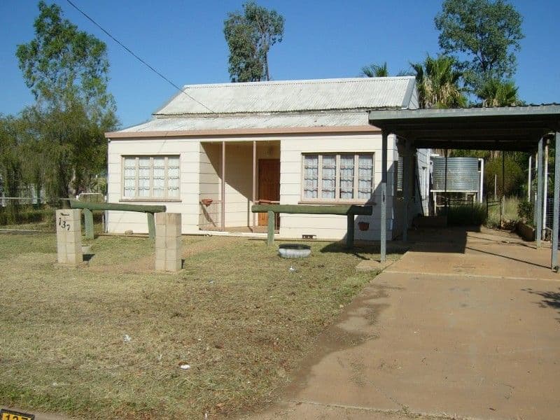 LONGREACH QLD 4730, Longreach - Image 1
