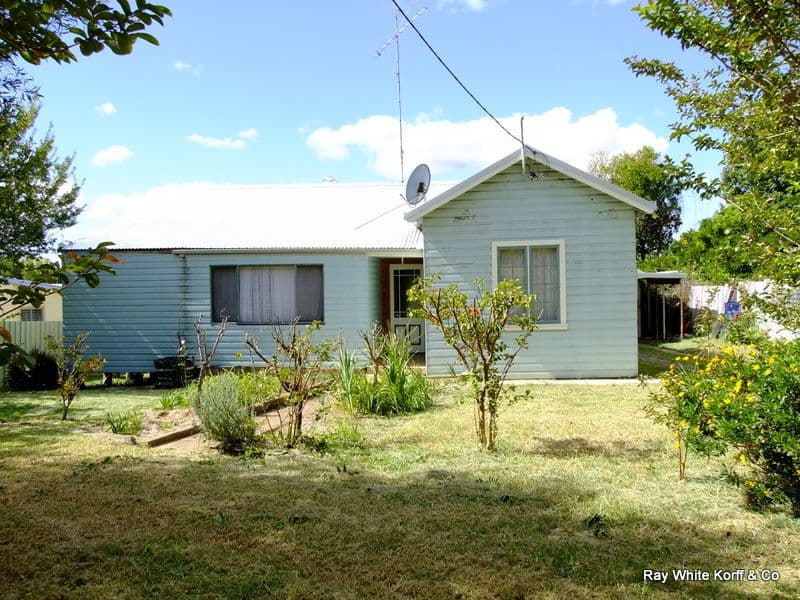 7 Camp Street, COONABARABRAN NSW 2357, Coonabarabran - Image 1