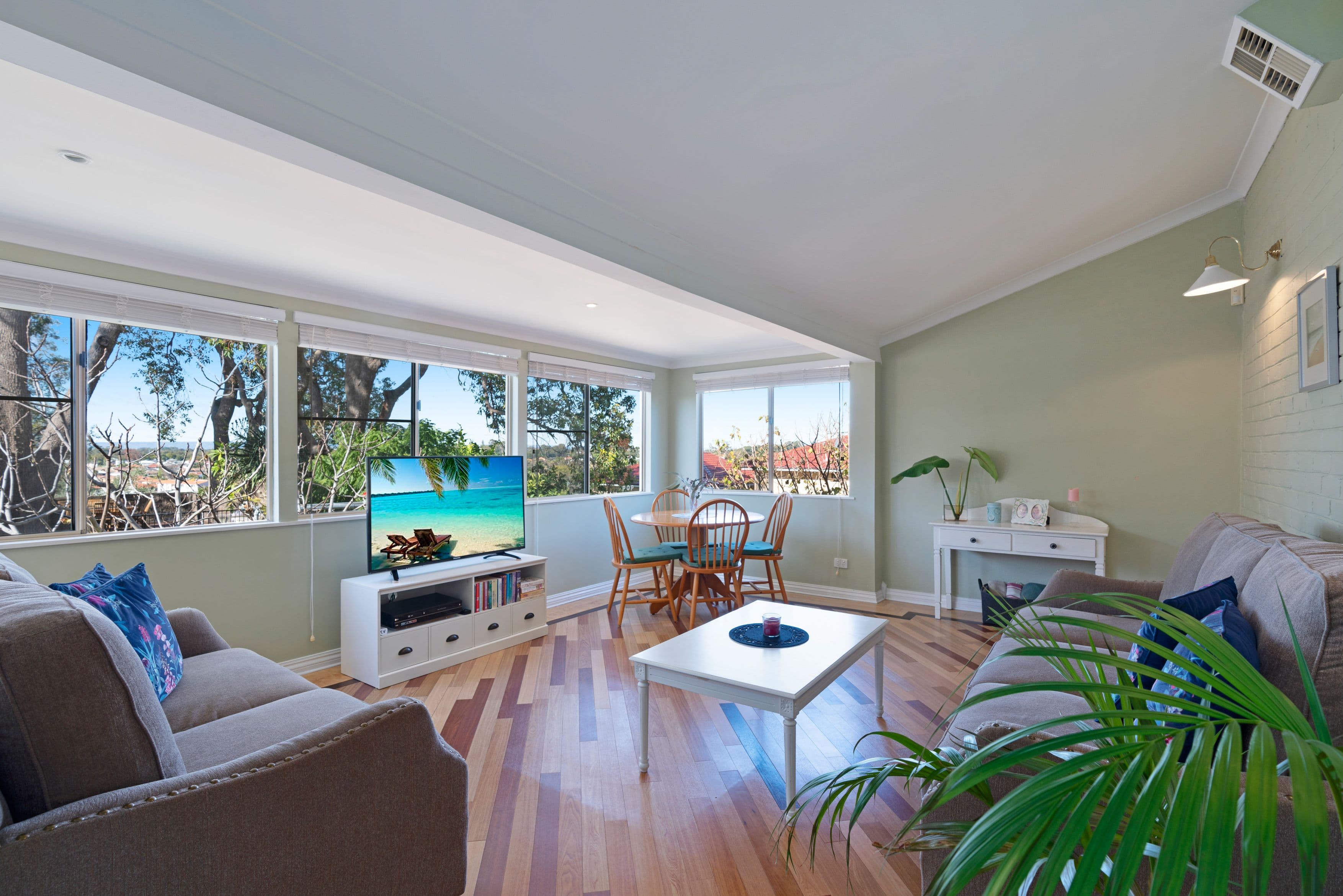 210 Edinboro Street, Joondanna WA 6060, Joondanna - Image 1