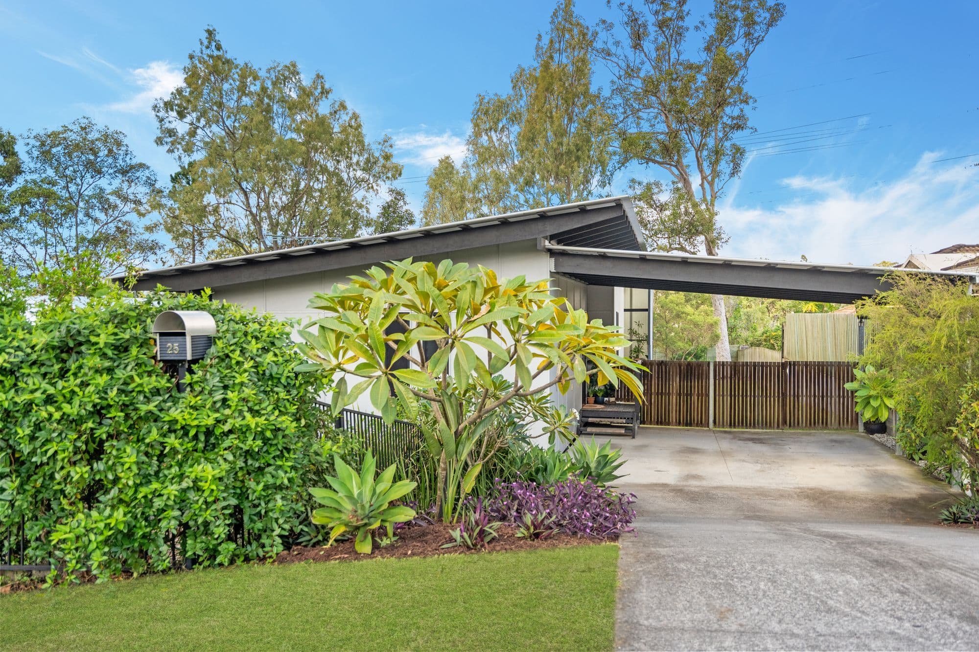 25 Chapman Place, Oxley QLD 4075, Oxley - Image 1