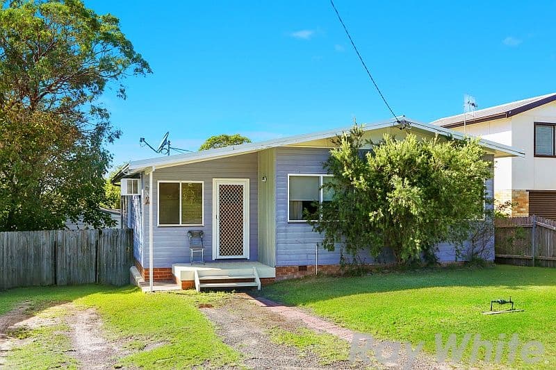 67 Delia Avenue, Budgewoi - Image 1