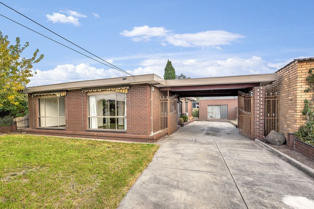 11 Gladstone Street, Thomastown VIC 3074, Thomastown - Image 1