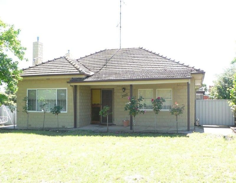 18 Robinson Street, LONG GULLY VIC 3550, Long Gully - Image 1