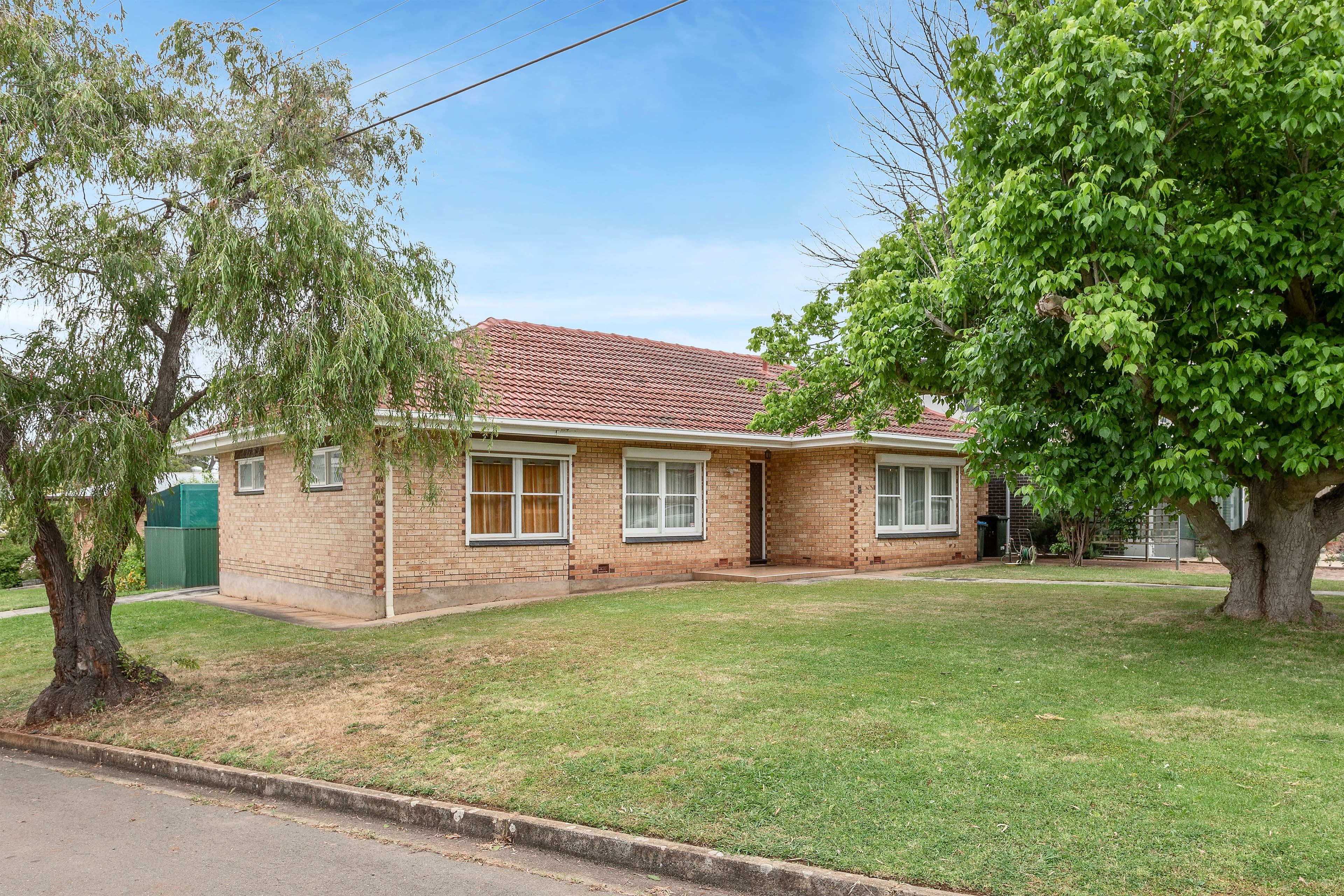 8 Raymel Crescent, Campbelltown SA 5074, Campbelltown - Image 1