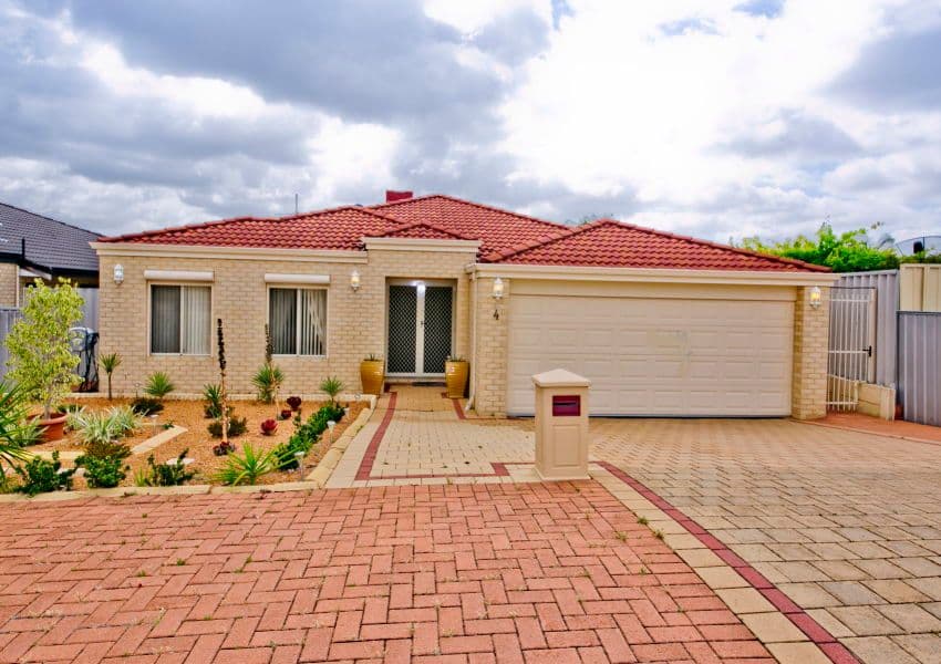 4 Bosberry Retreat, MIRRABOOKA WA 6061, Mirrabooka - Image 1