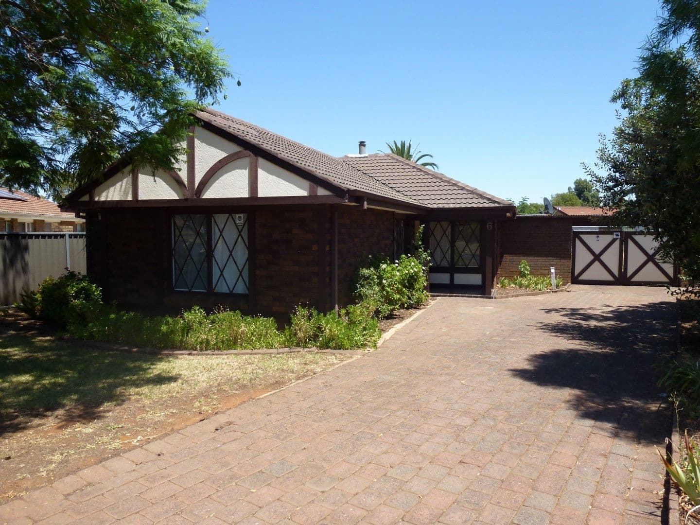 6 Cunningham Street, Dubbo - Image 1