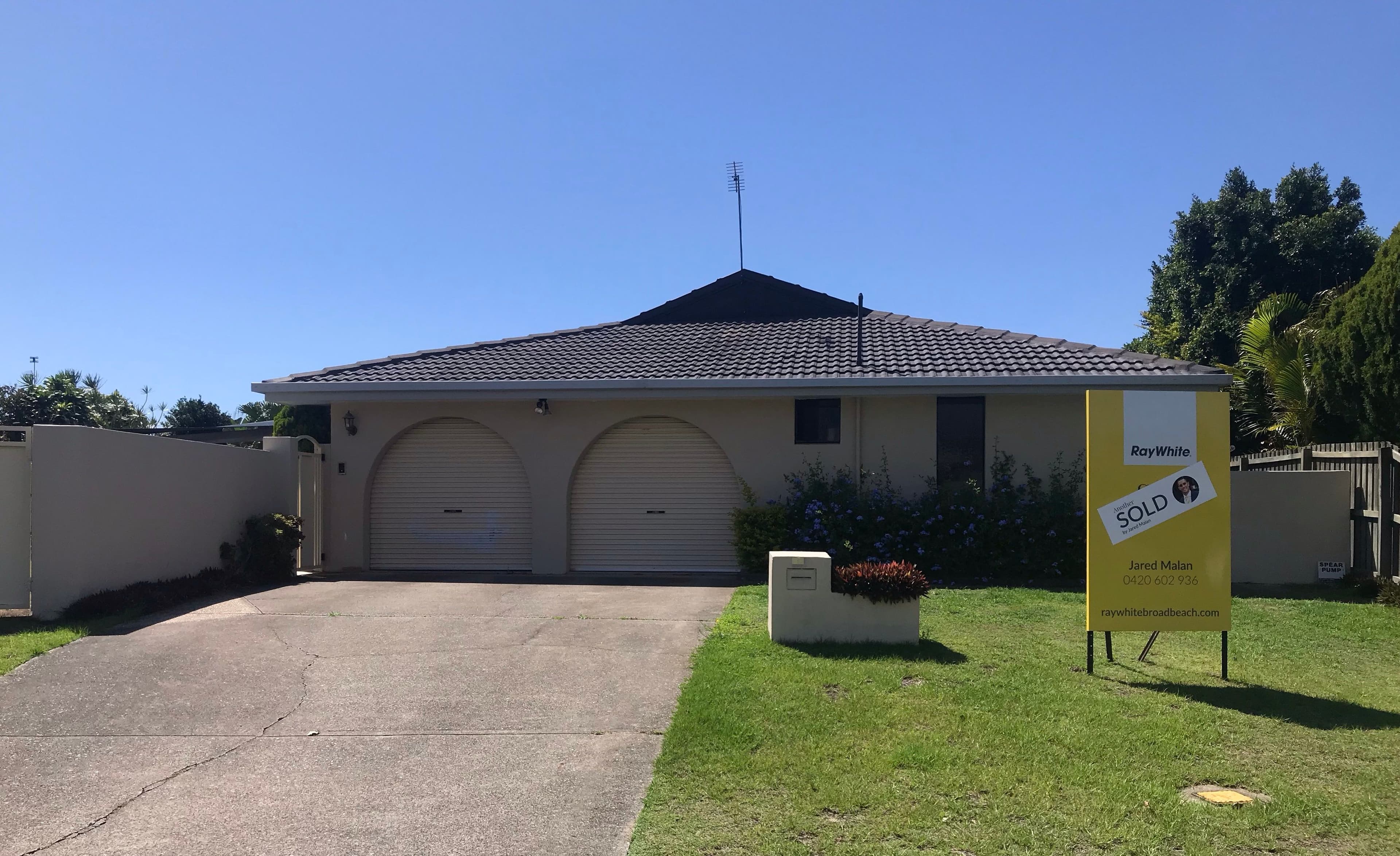 32 Wayfarer Avenue, Mermaid Waters QLD 4218, Mermaid Waters - Image 1