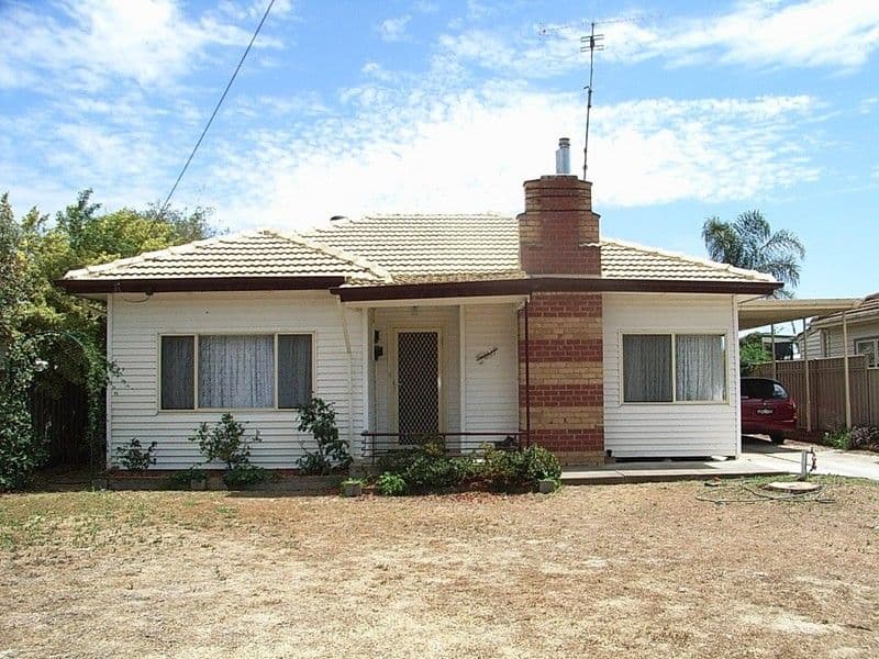 4 Poplar Street, ECHUCA VIC 3564, Echuca - Image 1