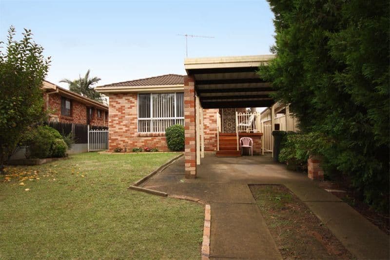 9 Euphrates Place, KEARNS NSW 2558, Kearns - Image 1