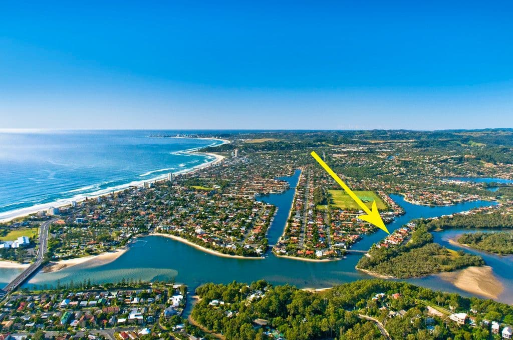 118 Tallebudgera Drive, PALM BEACH QLD 4221, Palm Beach - Image 1