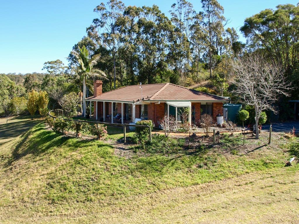 34 Tranter Street, TOP CAMP QLD 4350, Top Camp - Image 1