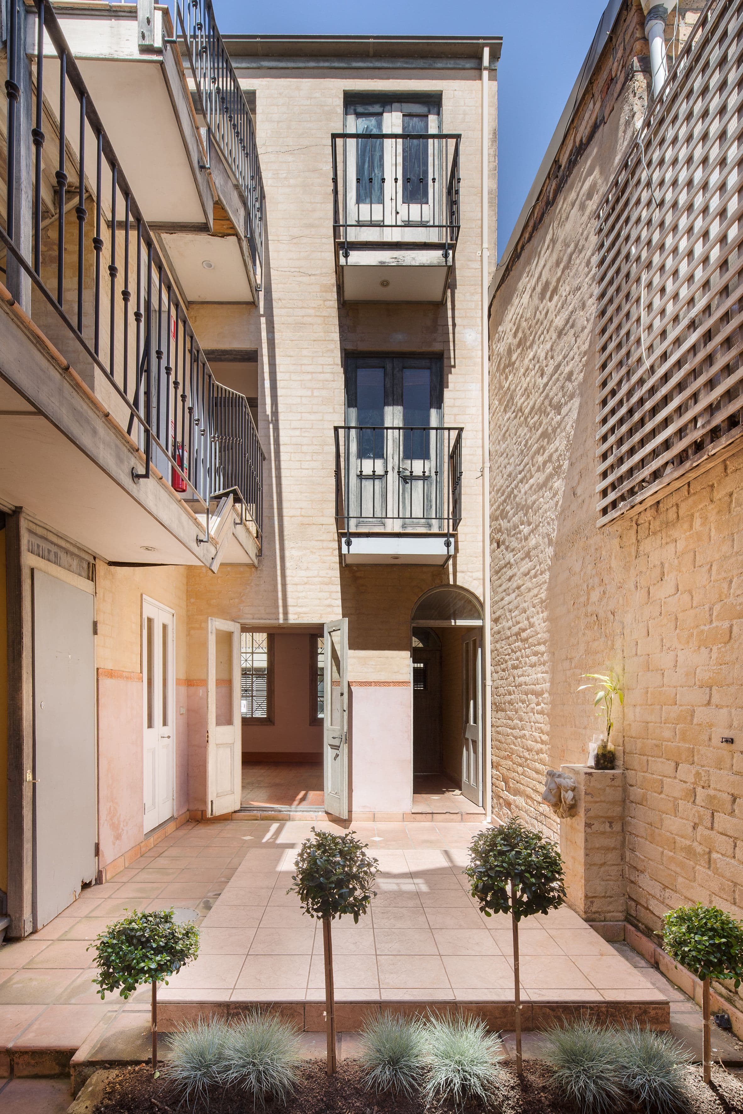 3 Little Bloomfield Street, Surry Hills - Image 1