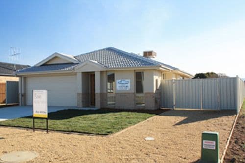 8 Deniston Circuit, BUNGENDORE NSW 2621, Bungendore - Image 1
