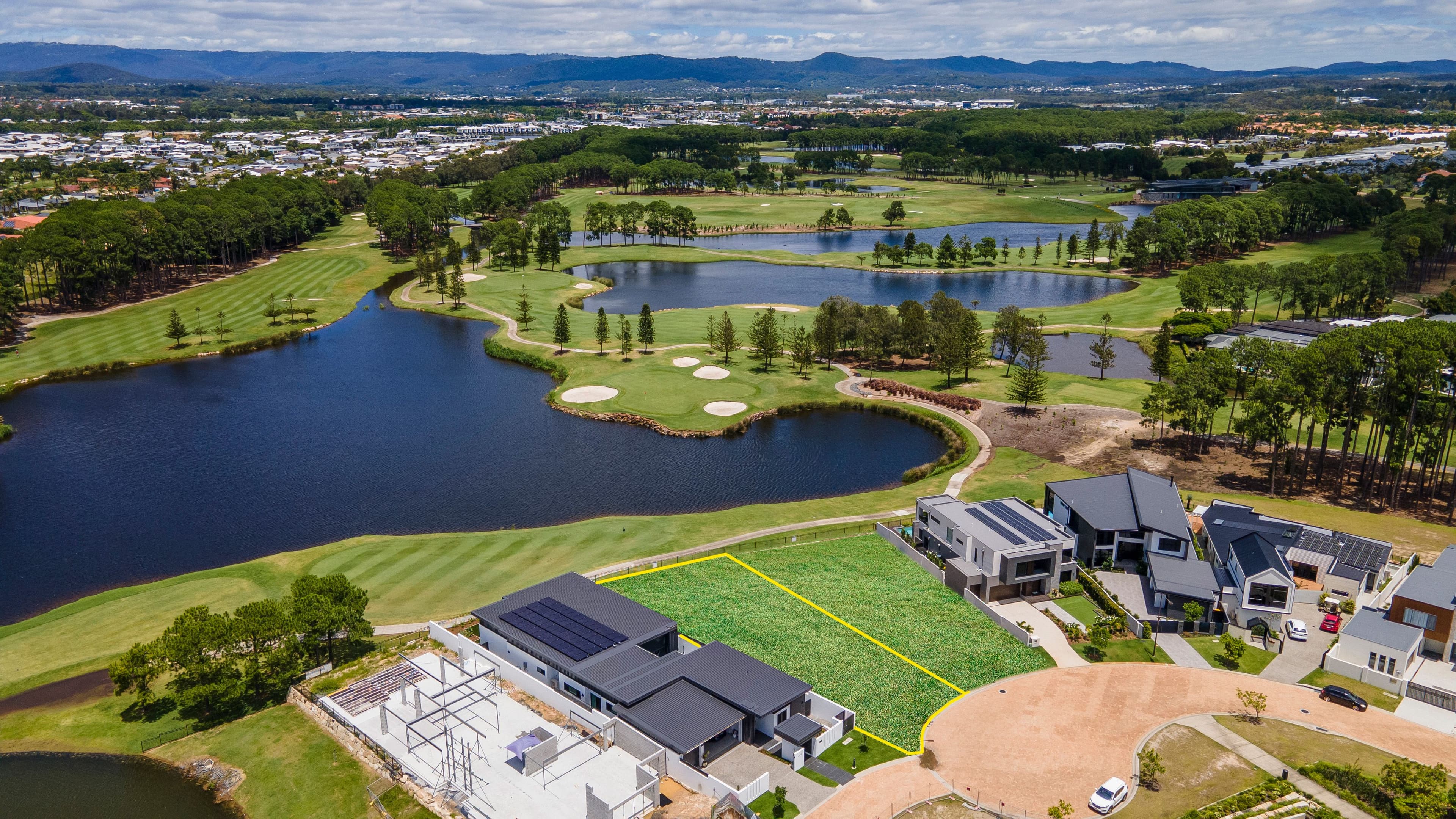 1837 Pinehurst Drive, Sanctuary Cove QLD 4212, Sanctuary Cove - Image 1